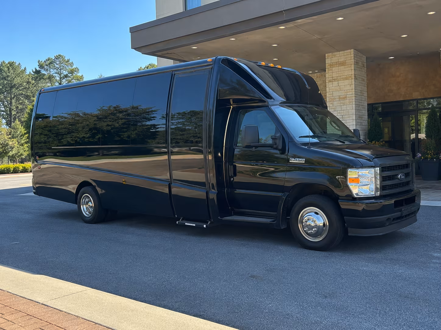 Alpharetta Concert Transportation & Shuttles