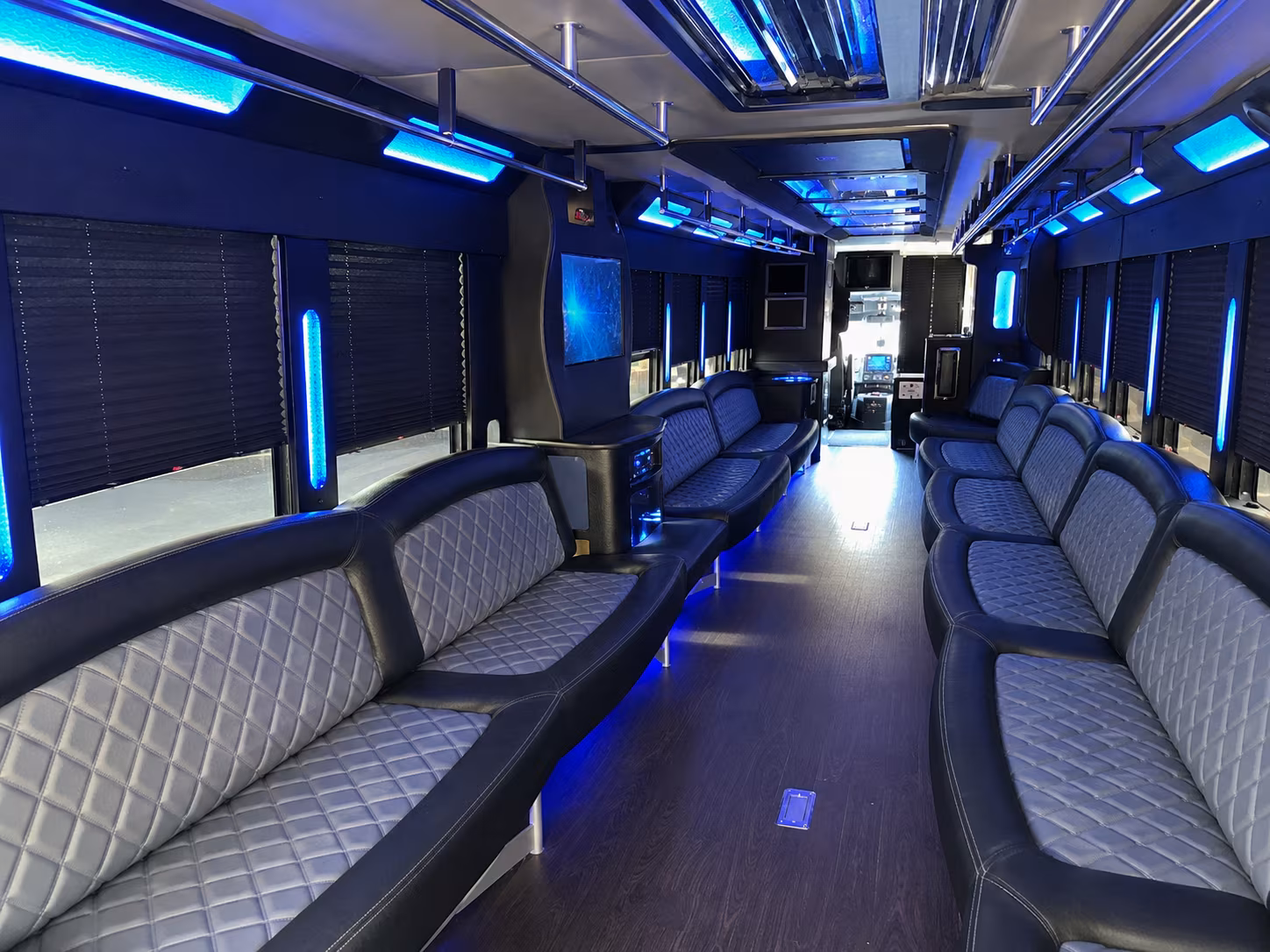 South Fulton Birthday, Sweet 16, & Quinceañera Party Bus Rentals
