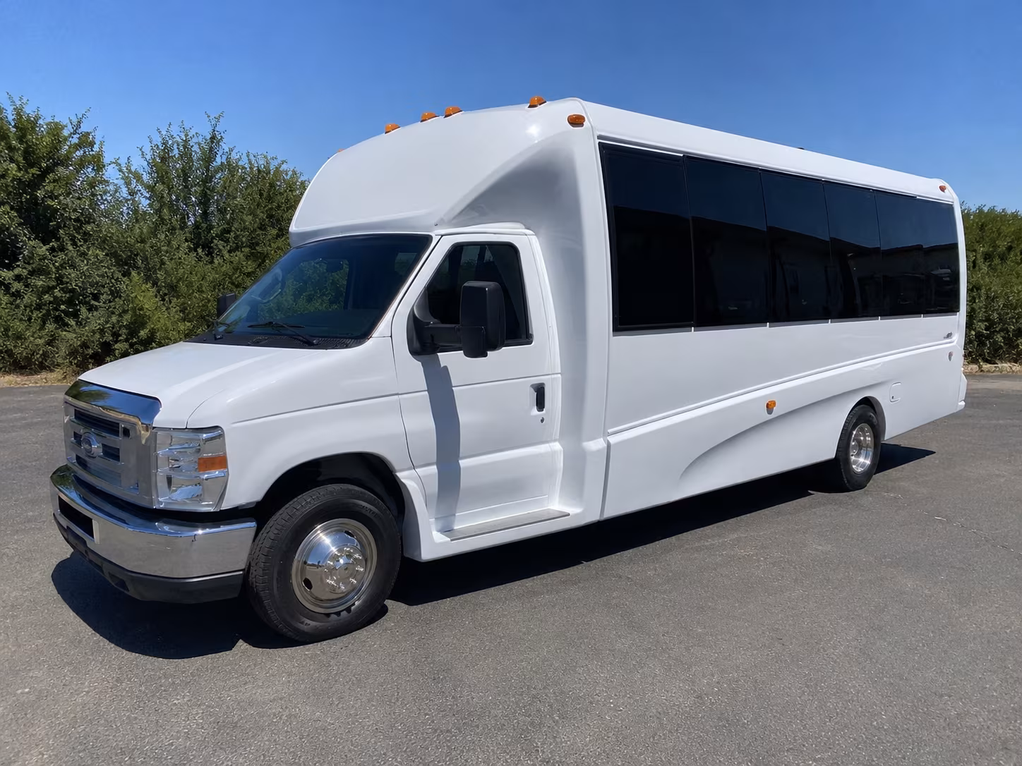Stonecrest Winery Tour & Pub Crawl Transportation